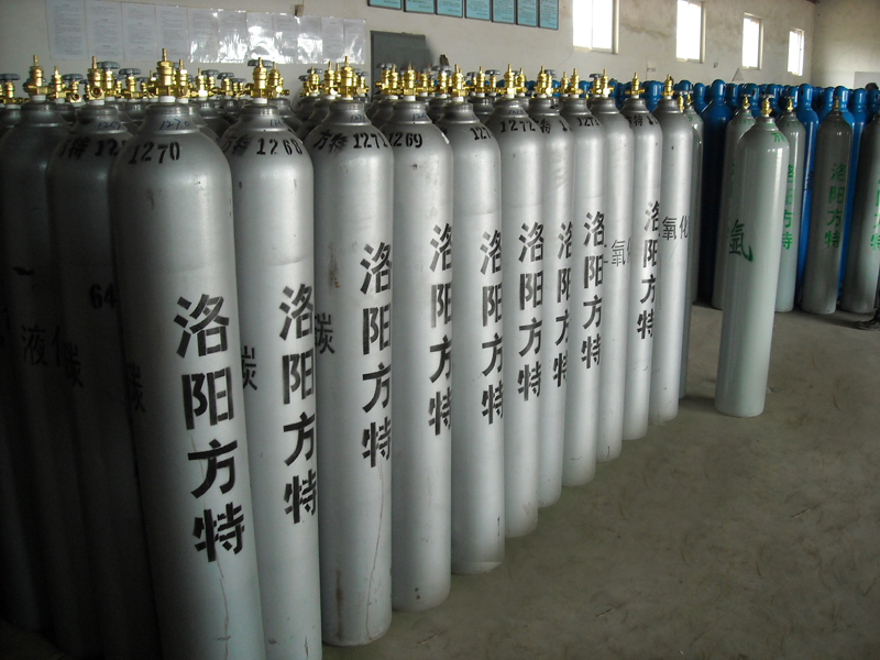 混合氣體在使用時(shí)需要格外注意